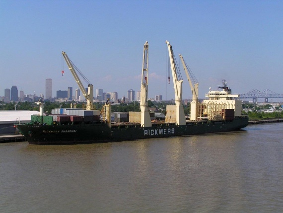 MV Rickmers Shanghai in port (photo credit: Captain Peter)