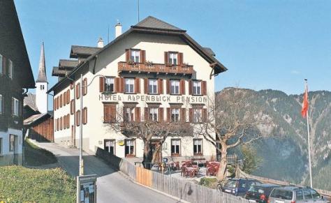 ganz in der Nähe (photo credit: St. Galler Tagblatt)